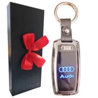 AUDI ZAPALNICZKA ŻAROWA ELEGANCKI BRELOK DO KLUCZY LOGO LED ETUI KOKARDKA