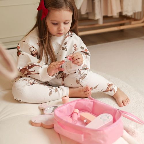 DLA DZIEWCZYNEK  ZESTAW DO MAKIJAŻU na Arena.pl