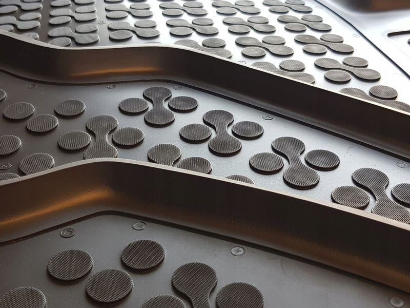 DYWANIKI GUMOWE Seat MII / Skoda Citigo Vw up 2012 zdjęcie 15