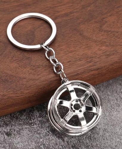 Brylok breloczek samochodowy Alufelga Srebrna NFS Alusy Chromowana Felga na Arena.pl