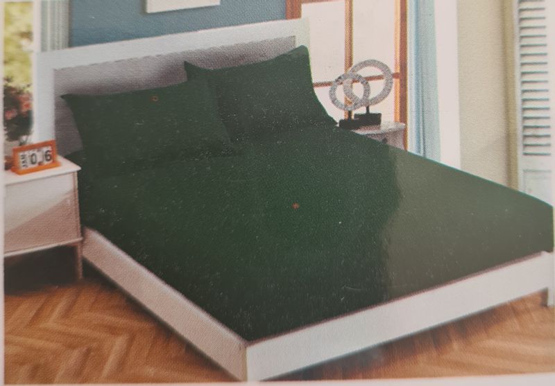 Zielone prześcieradło na gumkę zdjęcie 1