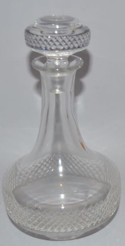 Stara kryształowa karafka na Arena.pl