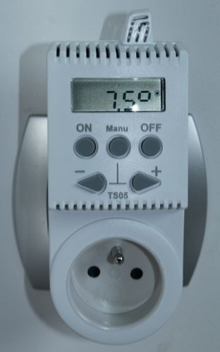 TERMOSTAT GNIAZDKOWY 230 V ELEKTROBOCK TS05 - BEZ PROGRAMATORA na Arena.pl