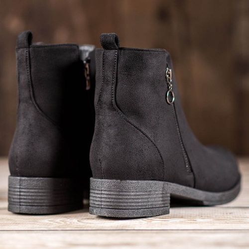 Czarne Botki r.41 na Arena.pl