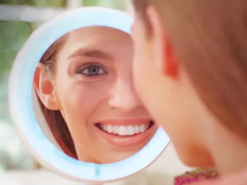 Lusterko podświetlane LED obrotowe powiększające na Arena.pl