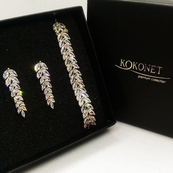 Komplet ślubny BERTA gold zdjęcie 1