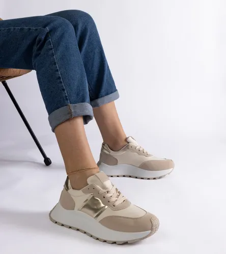 Beżowe sneakersy na platformie Cremorna 38 na Arena.pl