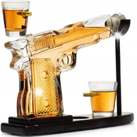 Zestaw Karafka do Whisky Wódki na ALKOHOL Pistolet + 2 Kieliszki PREZENT