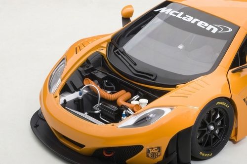 AUTOART McLaren 12C GT3 Presentation na Arena.pl