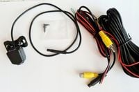 Kamera cofania AHD/CVBS motylek 1910x1080 170'