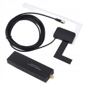 Samochodowy odbiornik radiowy DAB/DAB+ z anteną