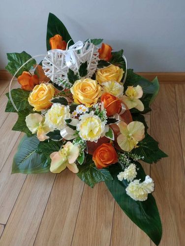 Stroik na cmentarz GRÓB kompozycja SERCE WIKLINOWE na Arena.pl