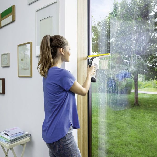 MYJKA DO OKIEN KARCHER WV6 PLUS z długą lancą teleskopową i Płynem aż 750ml zdjęcie 9