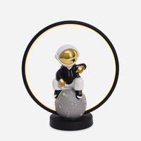 Lampa stołowa nocna LED czarna na biurko do sypialni ASTRONAUTA RAPER