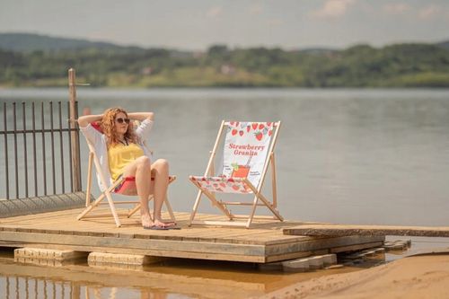 Leżak Drewniany z Nadrukiem WYDRY Ogrodowy Plażowy Bukowy Tarasowy na Arena.pl