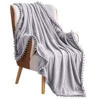 Koc 130x180 z pomponami boho Mikrofibra Ciepły Miękki Narzuta