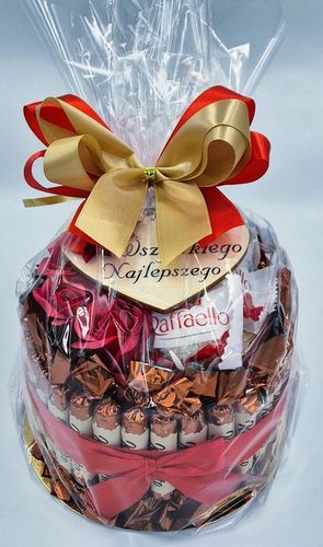 Tort ze Słodyczy Kosz Prezentowy Zestaw Prezent na Urodziny Imieniny na Arena.pl