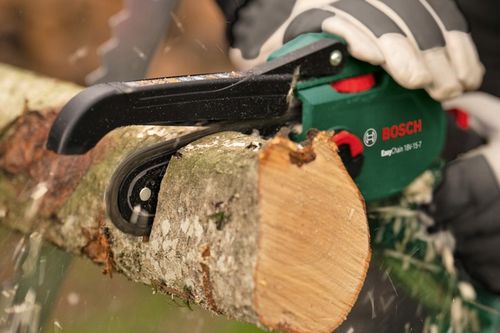 AKUMULATOROWA PIŁA ŁAŃCUCHOWA DO GAŁĘZI EASYCHAIN 18V-15-7 BOSCH na Arena.pl