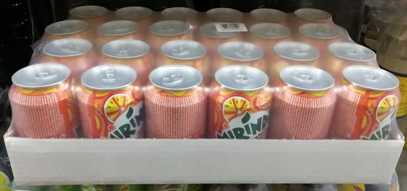 Mirinda Orange 0,33l Puszka - karton zdjęcie 1