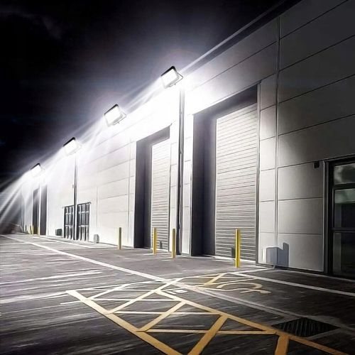 HALOGEN NAŚWIETLACZ LED 20W SLIM CZUJNIK RUCHU na Arena.pl