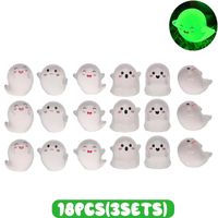 Świecąca figurka Halloween mała – 18 szt.(3Sets)