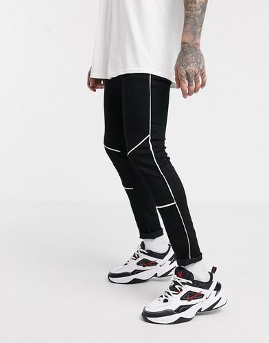 JEANSY DOPASOWANE CZARNE LAMPASY W26 L30 A05 na Arena.pl