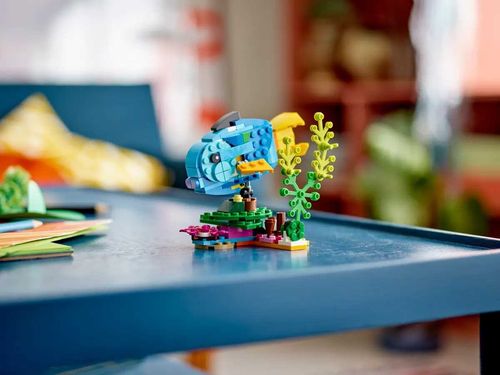 31136 - LEGO Creator - Egzotyczna papuga na Arena.pl