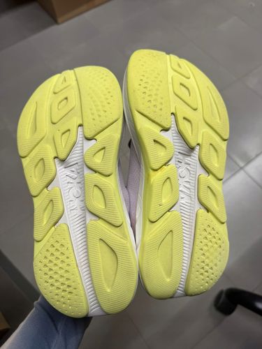 Buty do biegania Hoka Rincon 4 R38 na Arena.pl