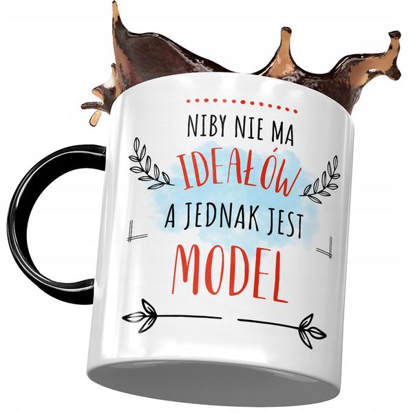 Kubek Czarny Dla Modela Niby Nie Ma Ideałów Kubek Z Nadrukiem Ze Zdjęciem zdjęcie 1