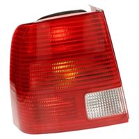 LAMPA TYLNA LEWA VW PASSAT B5 1997 1998 1999 2000 2001 2002 2003 2004 2005