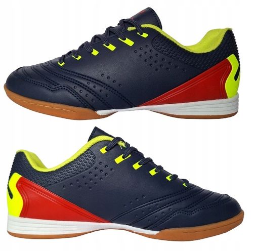 Buty sportowe do piłki nożnej na w-f halę halówki sneakersy 37 na Arena.pl
