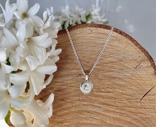 Srebrny łańcuszek komunijny 40 cm 925 i medalik Matka Boska dla chłopca na Arena.pl