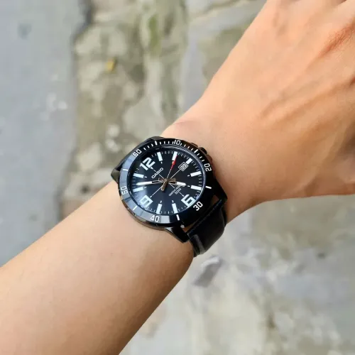 ZEGAREK MĘSKI CASIO MTP-VD01BL-1B (zd169d) + BOX na Arena.pl