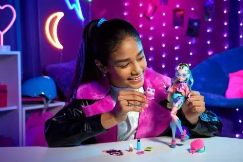 LALKA MONSTER HIGH LAGOONA BLUE + akcesoria HHK55 na Arena.pl