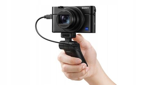 Aparat kompaktowy Sony RX100 VII na Arena.pl