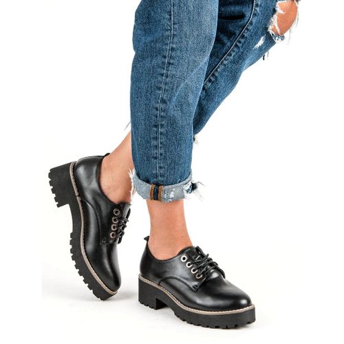 Modne wiązane półbuty r.41 na Arena.pl