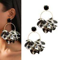 Kolczyki MATERIAŁOWE boho zielone satynowe cętki na sztyft modne lekkie