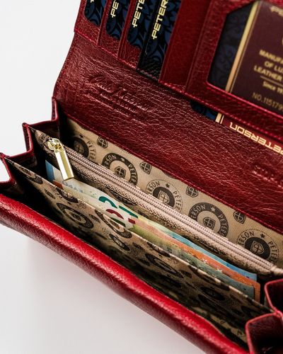 lakierowany portfel z elegancki wzorem croco - peterson na Arena.pl