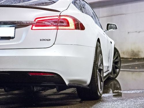Splittery Tylne Tesla Model S Facelift na Arena.pl