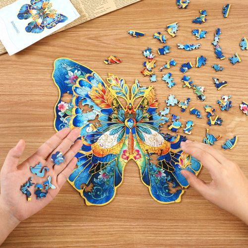 Puzzle Robotime 200 elementów Morpho Helena na Arena.pl