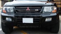 Mitsubishi Montero -Chromowane Listwy Chrome Grill Atrapy Zderzaka Tuning