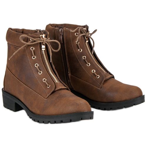 Traperki r.40 na Arena.pl