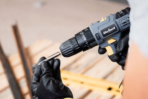 Wkrętarka akumulatorowa wiertarka UDAROWA 20V 2A na Arena.pl