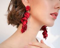 Kolczyki czerwone listki girlanda KOKONET 3-0298