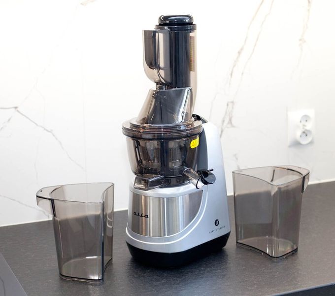 WYCISKARKA WOLNOOBROTOWA GRASS SOKOWIRÓWKA SREBRNA DUŻY OTWÓR BERLINGER zdjęcie 2