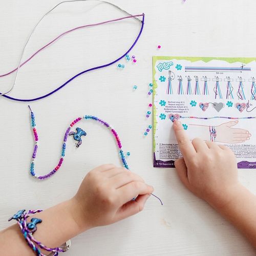Totum zestaw kreatywny do robienia bransoletek z zawieszkami Disney Stitch na Arena.pl