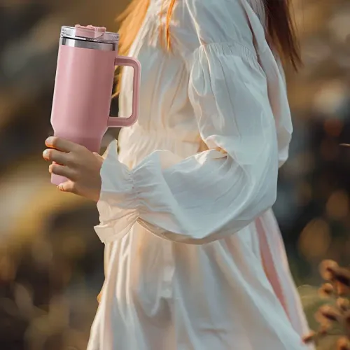 Kubek 1200ml różowy na Arena.pl