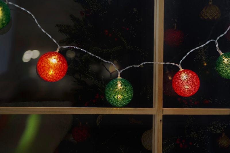 Ozdoba Świąteczna Cotton Balls kule 10 LED ze świecącą nitką zdjęcie 5