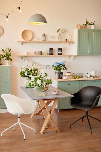 Krzesło Roundy Black obrotowe na Arena.pl