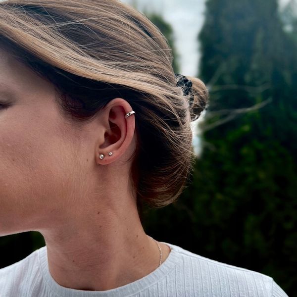 Srebrna ręcznie wykonana nausznica Wrap 2 mm zdjęcie 1